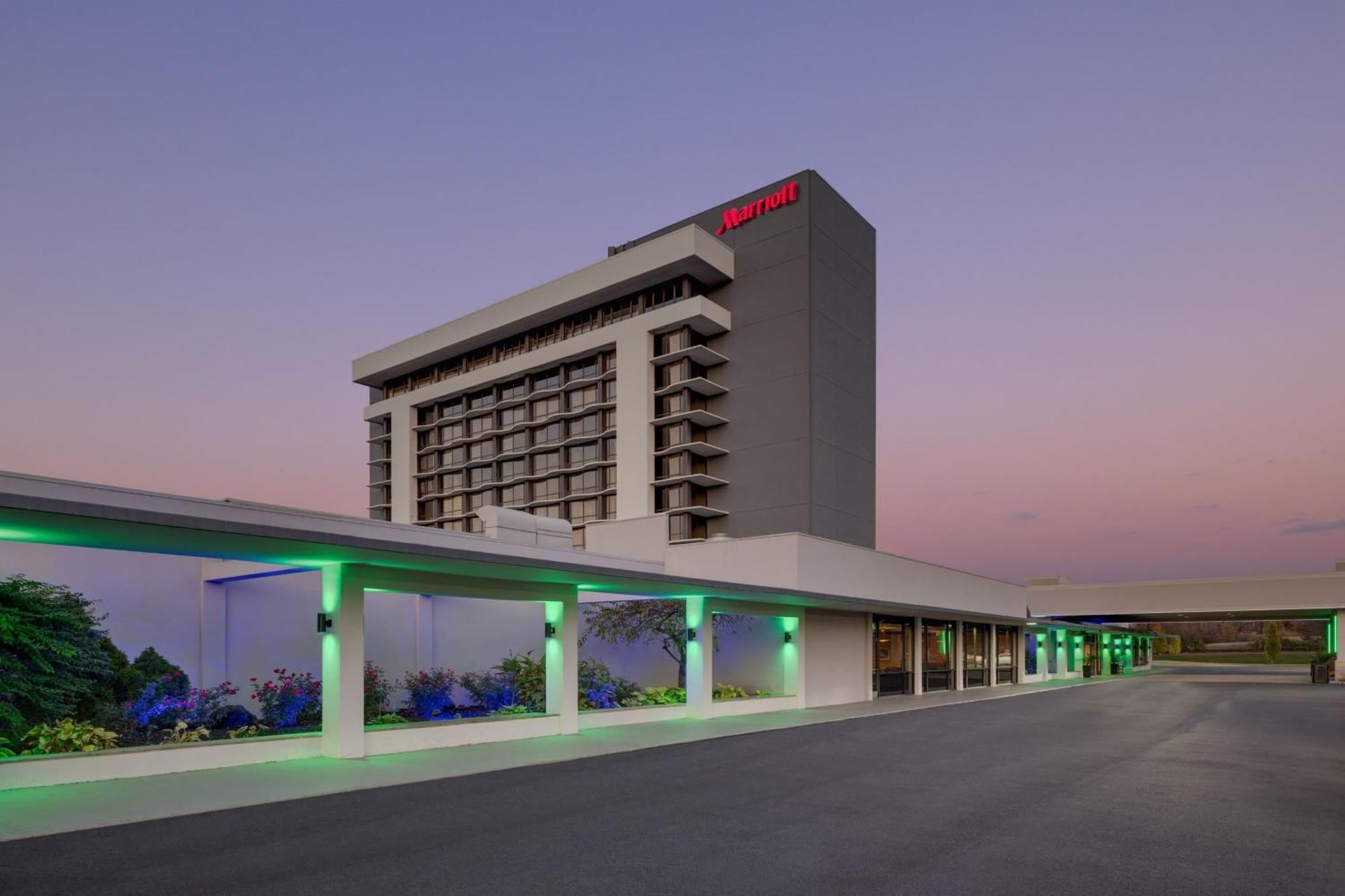 Marriott Saddle Brook Hotel Екстериор снимка